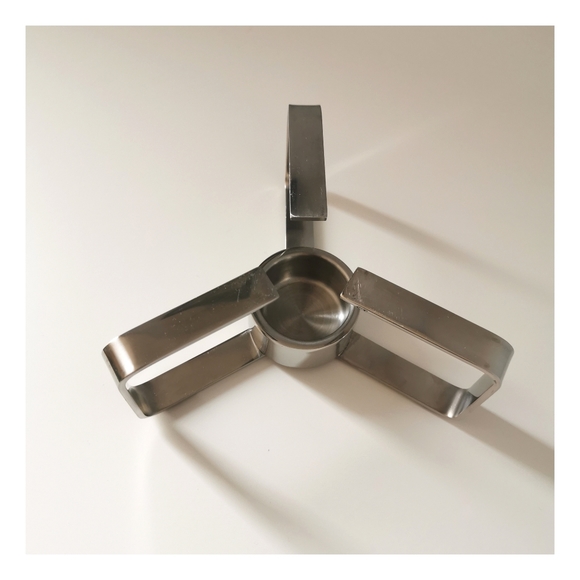 Foldable StainlessSteel Candle Holder / Tea Warmer - Picture 3 of 7